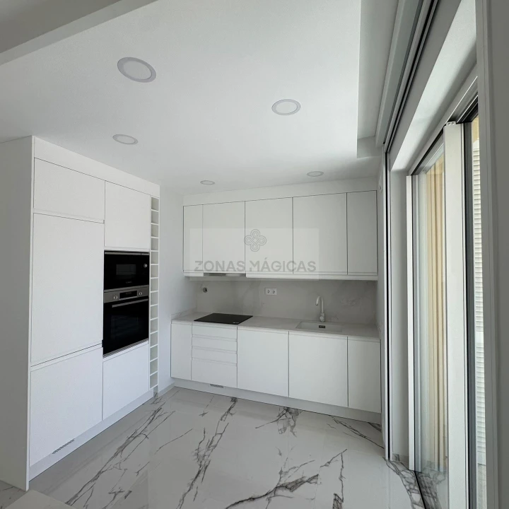 Apartamento T2 para Venda em Lagos (São Sebastião e Santa Maria) Foto 16