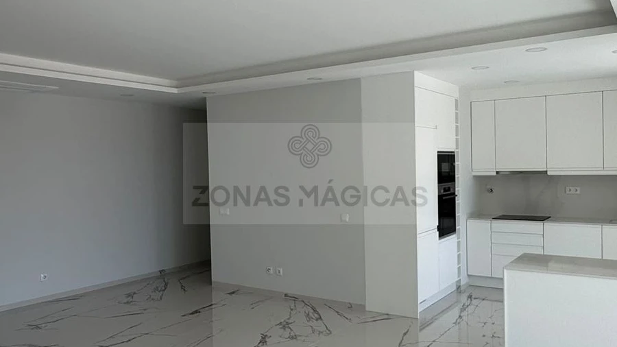 Apartamento T2 para Venda em Lagos (São Sebastião e Santa Maria)