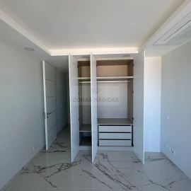 Apartamento T2 para Venda em Lagos (São Sebastião e Santa Maria)