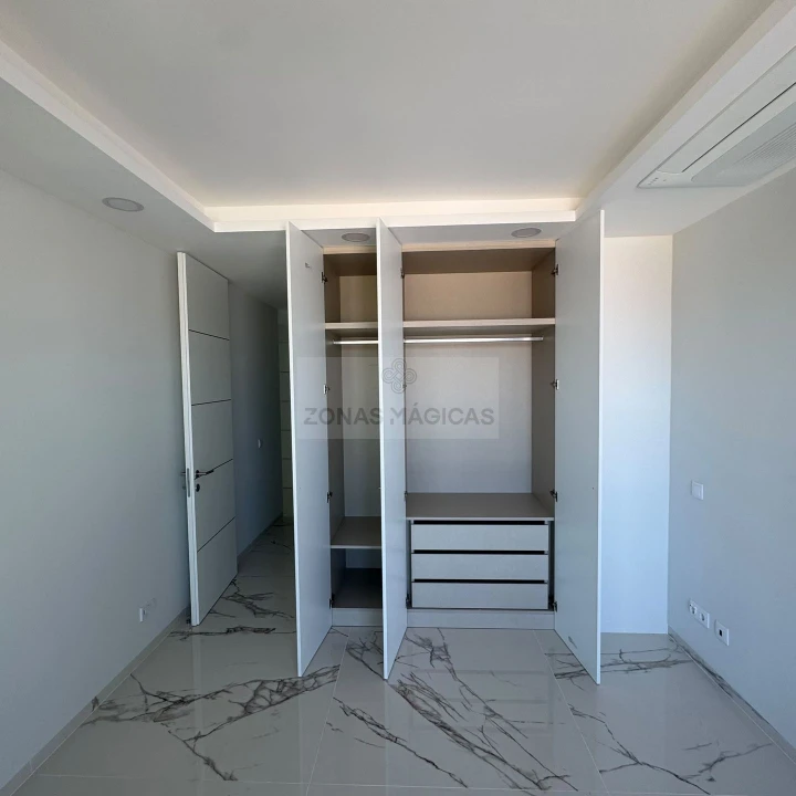 Apartamento T2 para Venda em Lagos (São Sebastião e Santa Maria) Foto 6