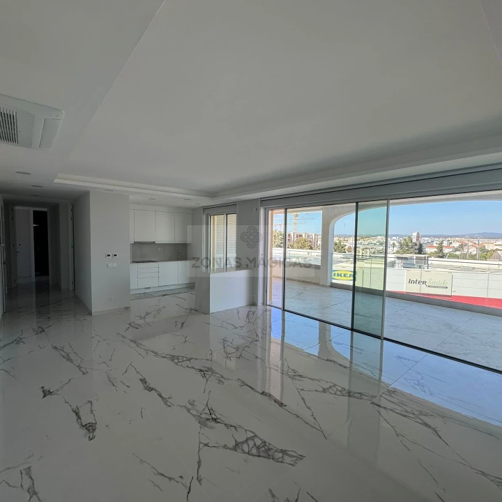 Apartamento T2 para Venda em Lagos (São Sebastião e Santa Maria) Foto 1