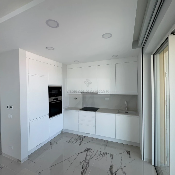 Apartamento T2 para Venda em Lagos (São Sebastião e Santa Maria) Foto 14