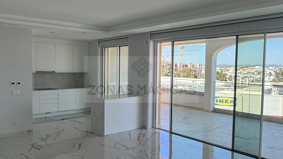 Apartamento T2 para Venda em Lagos (São Sebastião e Santa Maria)