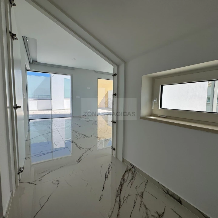 Apartamento T3 para Venda em Lagos (São Sebastião e Santa Maria) Foto 3