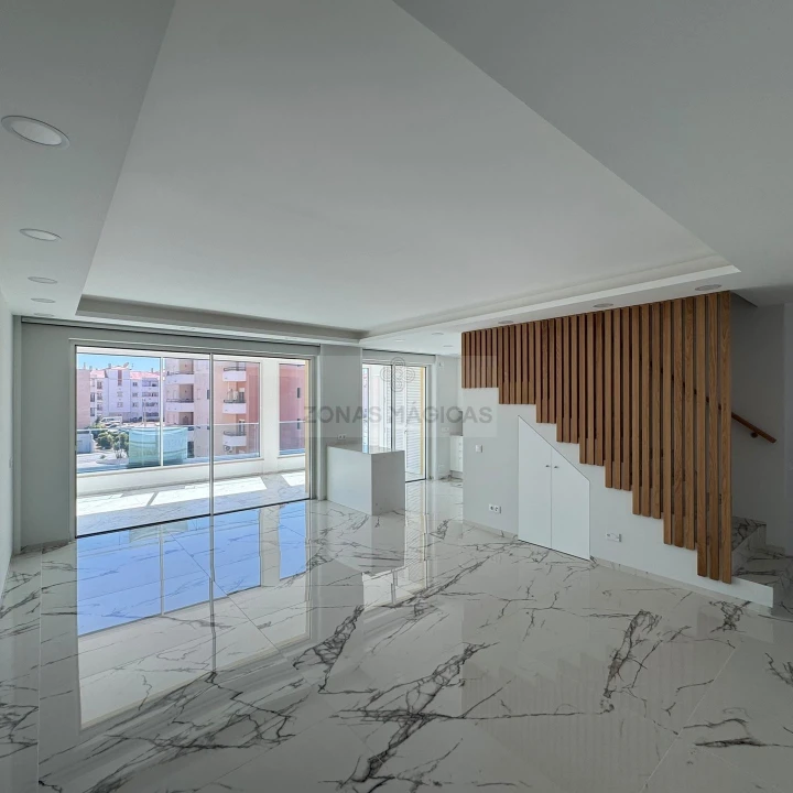Apartamento T3 para Venda em Lagos (São Sebastião e Santa Maria) Foto 1