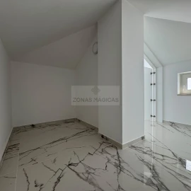 Apartamento T3 para Venda em Lagos (São Sebastião e Santa Maria)