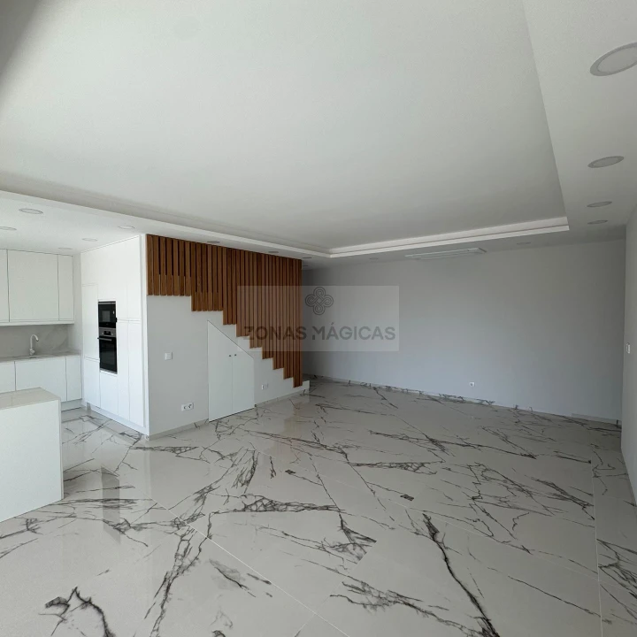 Apartamento T3 para Venda em Lagos (São Sebastião e Santa Maria) Foto 28