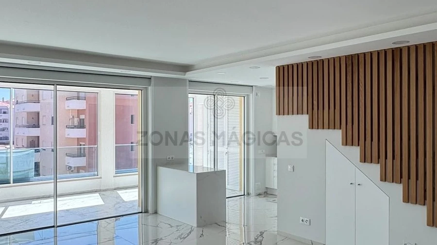 Apartamento T3 para Venda em Lagos (São Sebastião e Santa Maria)