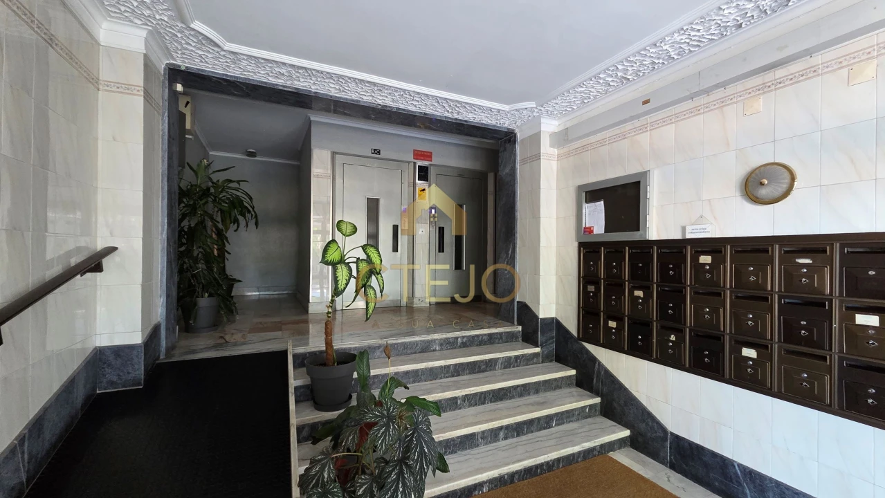 Apartamento T2 para Venda em Santa Iria de Azoia, São João da Talha e Bobadela Foto 38