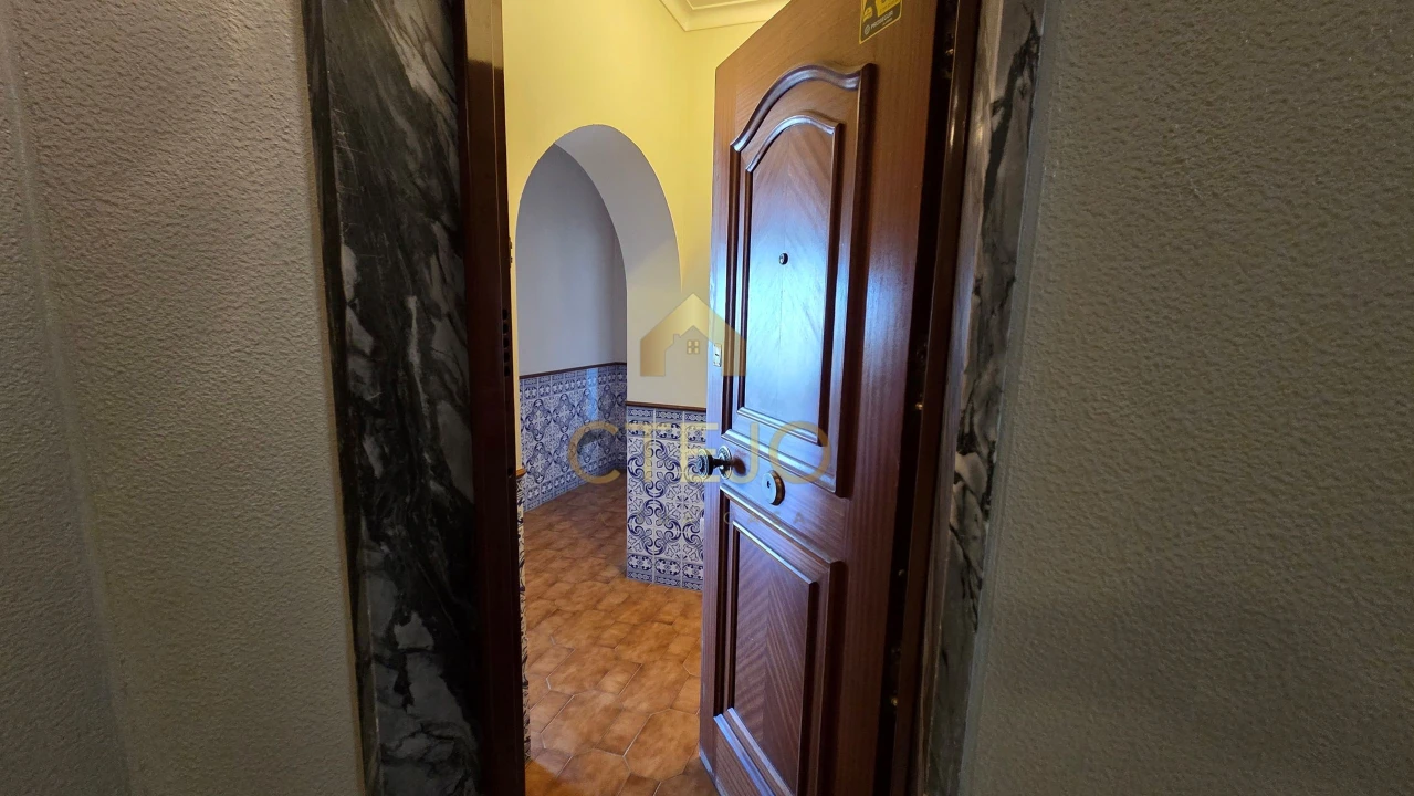 Apartamento T2 para Venda em Santa Iria de Azoia, São João da Talha e Bobadela Foto 4
