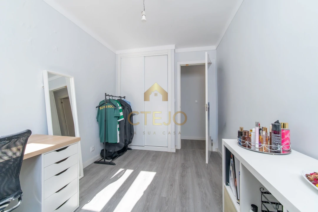 Apartamento T3 para Venda em Olivais Foto 23