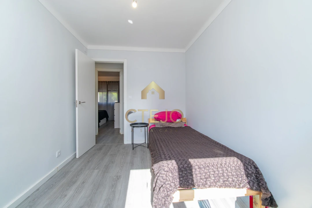 Apartamento T3 para Venda em Olivais Foto 19