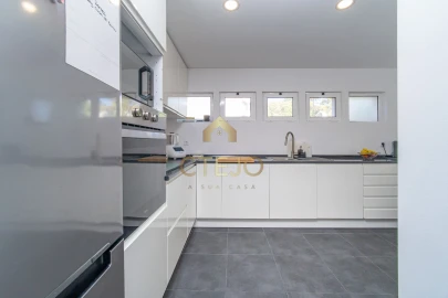 Apartamento T3 para Venda em Olivais