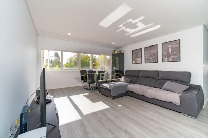 Apartamento T3 para Venda em Olivais