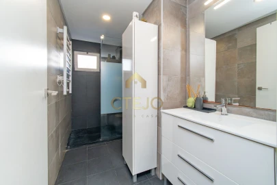 Apartamento T3 para Venda em Olivais