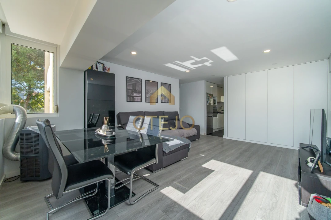 Apartamento T3 para Venda em Olivais Foto 5