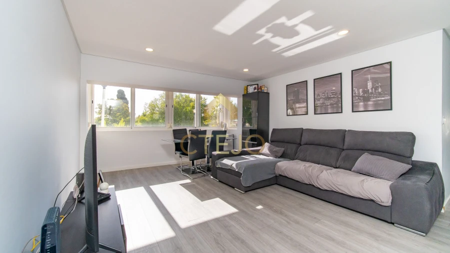 Apartamento T3 para Venda em Olivais