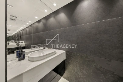 Apartamento T6 para Venda em Santo António
