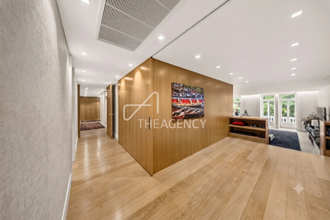 Apartamento T6 para Venda em Santo António Foto 9