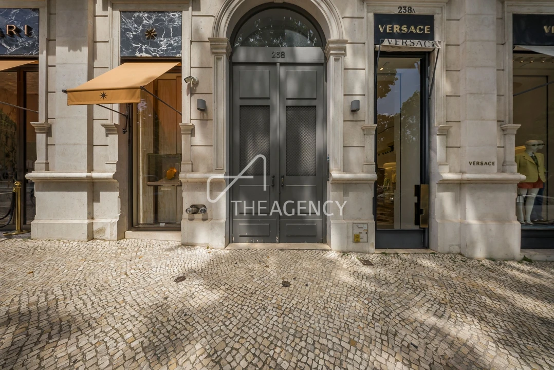 Apartamento T6 para Venda em Santo António Foto 43