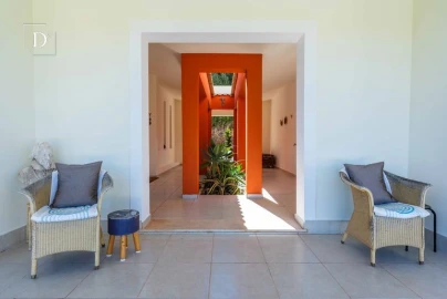 Moradia T6 para Venda em Silves