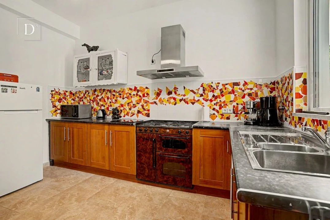 Moradia T6 para Venda em Silves Foto 39