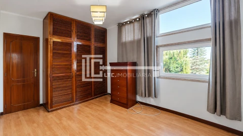 Apartamento T3 para Venda em Alvalade