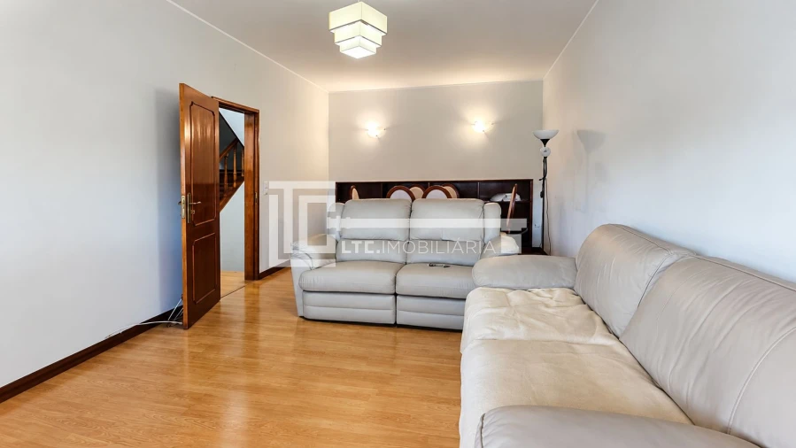 Apartamento T3 para Venda em Alvalade Foto 5