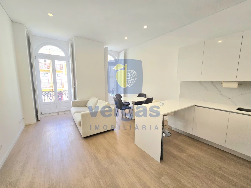 Apartamento T1 para Arrendamento em Arroios Foto 1