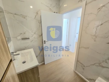 Apartamento T1 para Arrendamento em Arroios