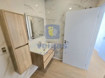 Apartamento T1 para Arrendamento em Arroios