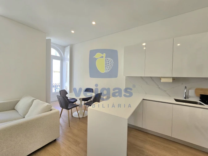 Apartamento T1 para Arrendamento em Arroios Foto 3