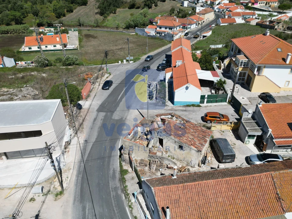 Terreno para Venda em Venda do Pinheiro e Santo Estêvão das Galés Foto 4