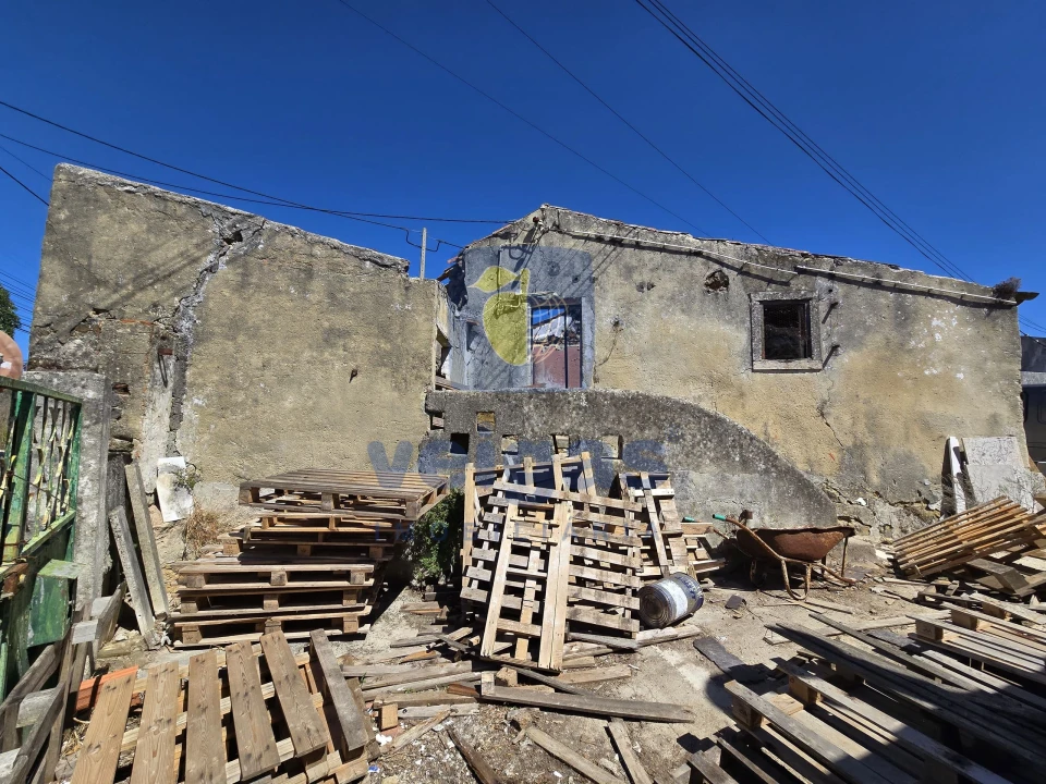 Terreno para Venda em Venda do Pinheiro e Santo Estêvão das Galés Foto 11