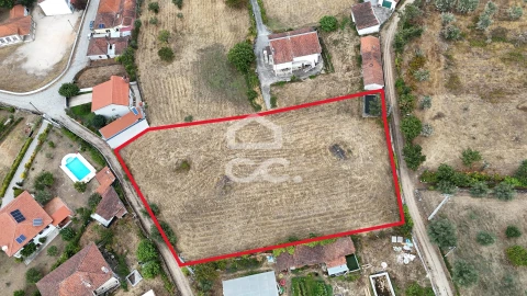 Terreno para Venda em Vilar de Nantes