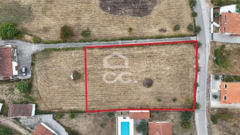 Terreno para Venda em Vilar de Nantes