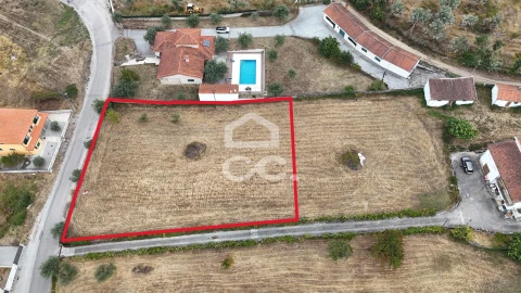 Terreno para Venda em Vilar de Nantes