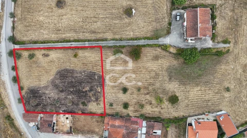Terreno para Venda em Vilar de Nantes
