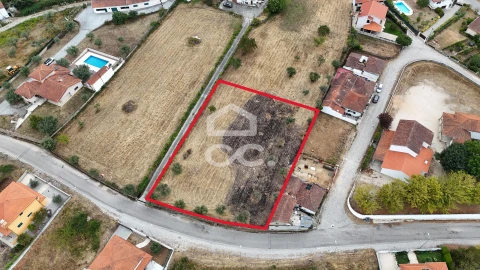 Terreno para Venda em Vilar de Nantes