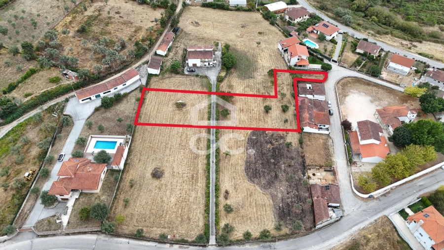 Terreno para Venda em Vilar de Nantes