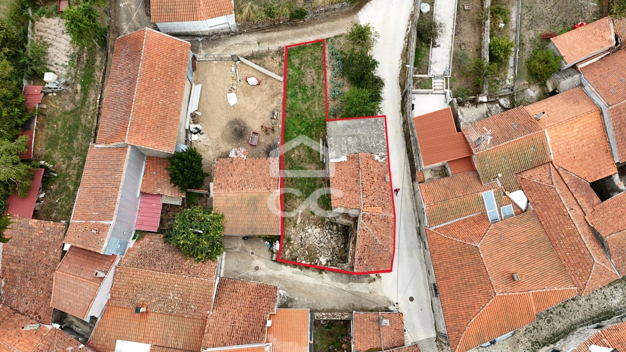 Moradia T3 para Venda em Travancas e Roriz Foto 2