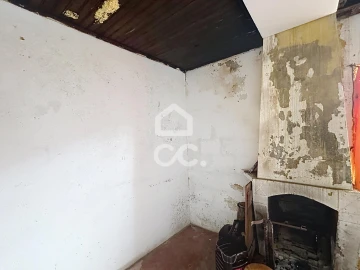 Moradia T3 para Venda em Travancas e Roriz