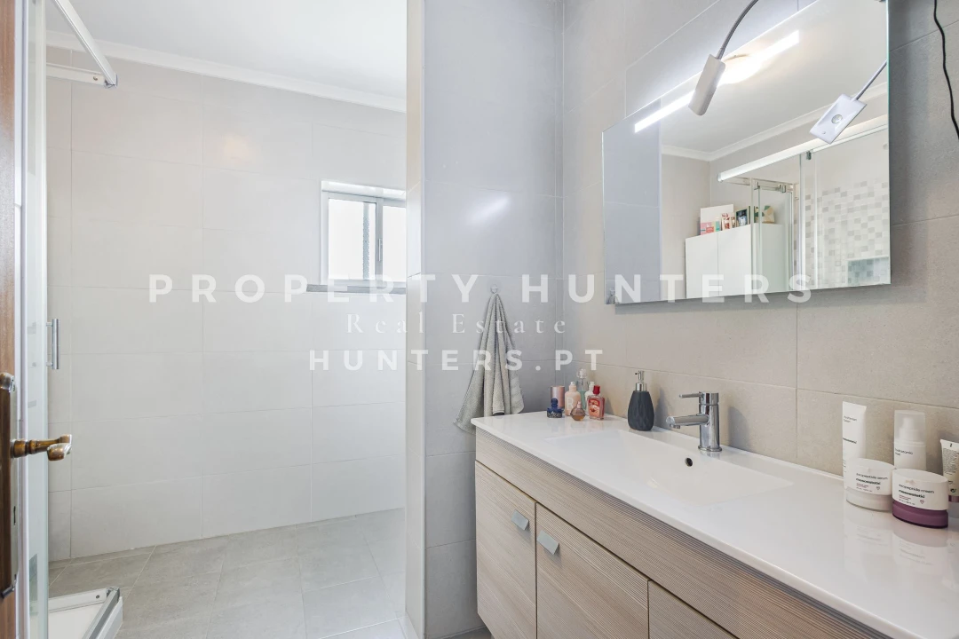 Apartamento T1 para Venda em Alcabideche Foto 16