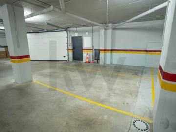 Apartamento T2 para Venda em Fundão, Valverde, Donas, A. Joanes, A. Nova Cabo