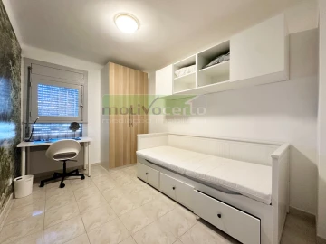 Apartamento T5 para Venda em Marvila