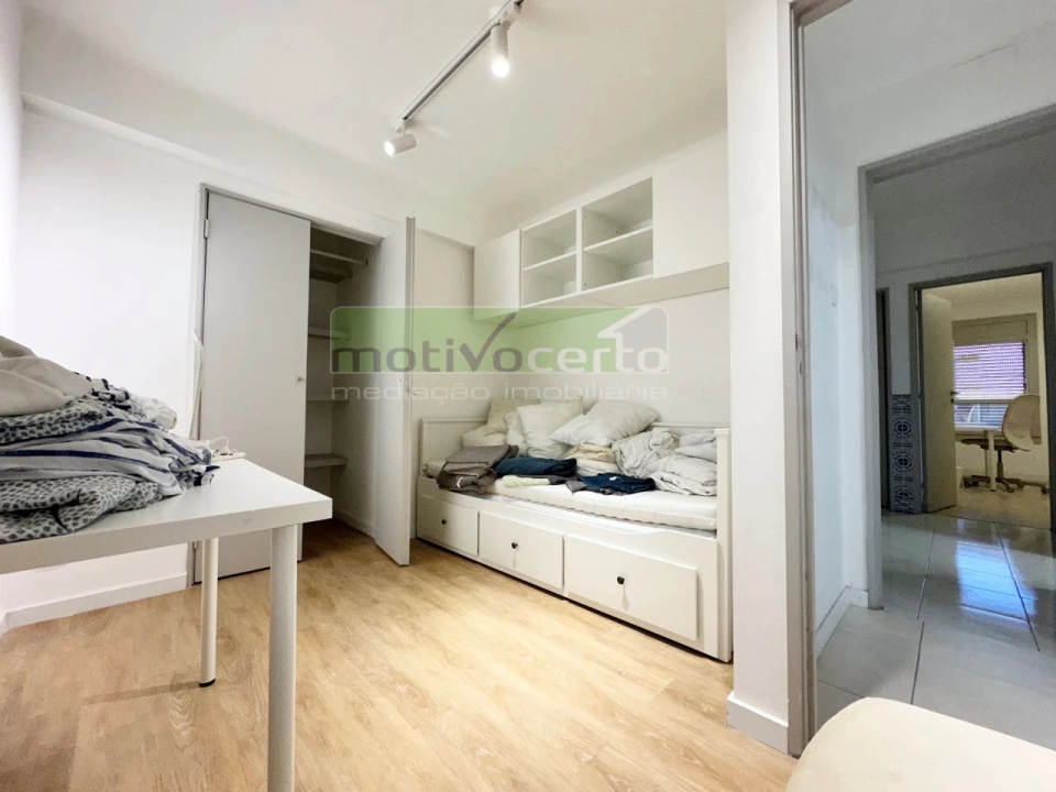 Apartamento T4 para Venda em Marvila Foto 8