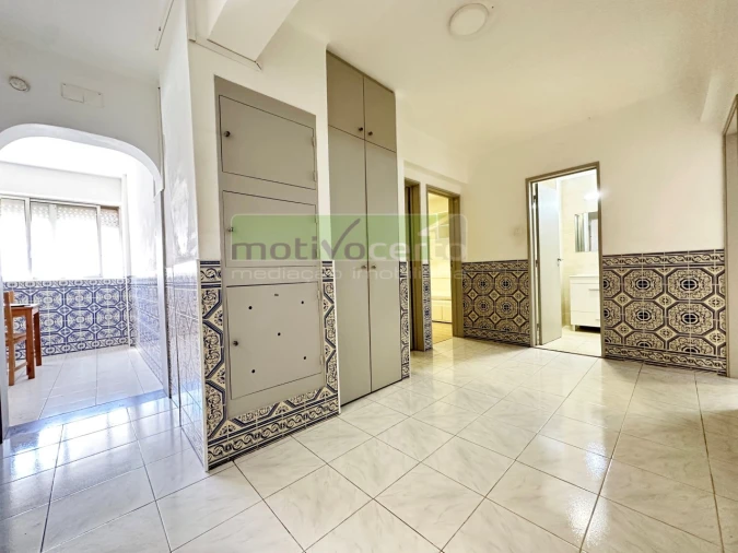 Apartamento T4 para Venda em Marvila Foto 3
