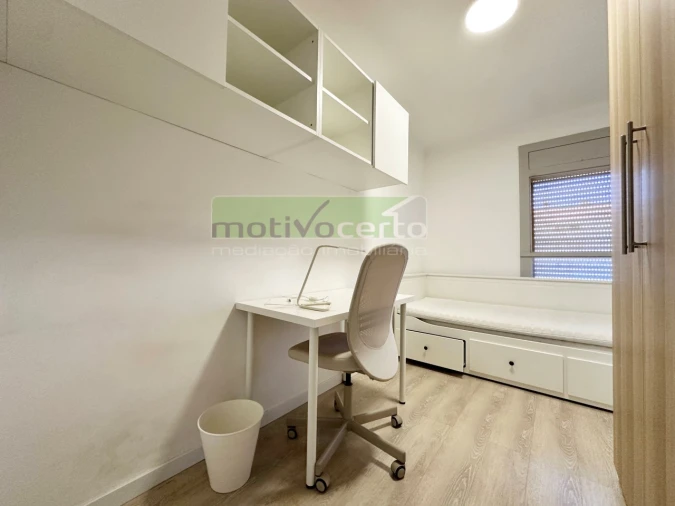 Apartamento T4 para Venda em Marvila Foto 4