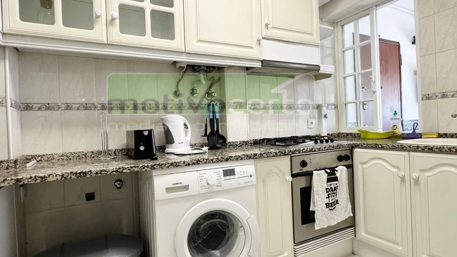 Apartamento T4 para Venda em Marvila