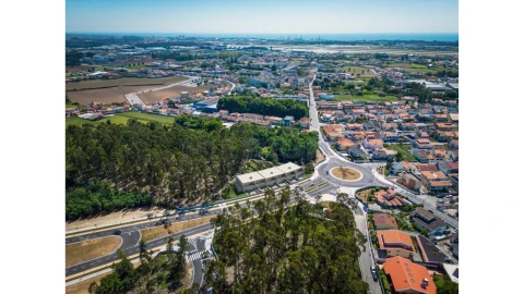 Moradia T4 para Venda em Moreira